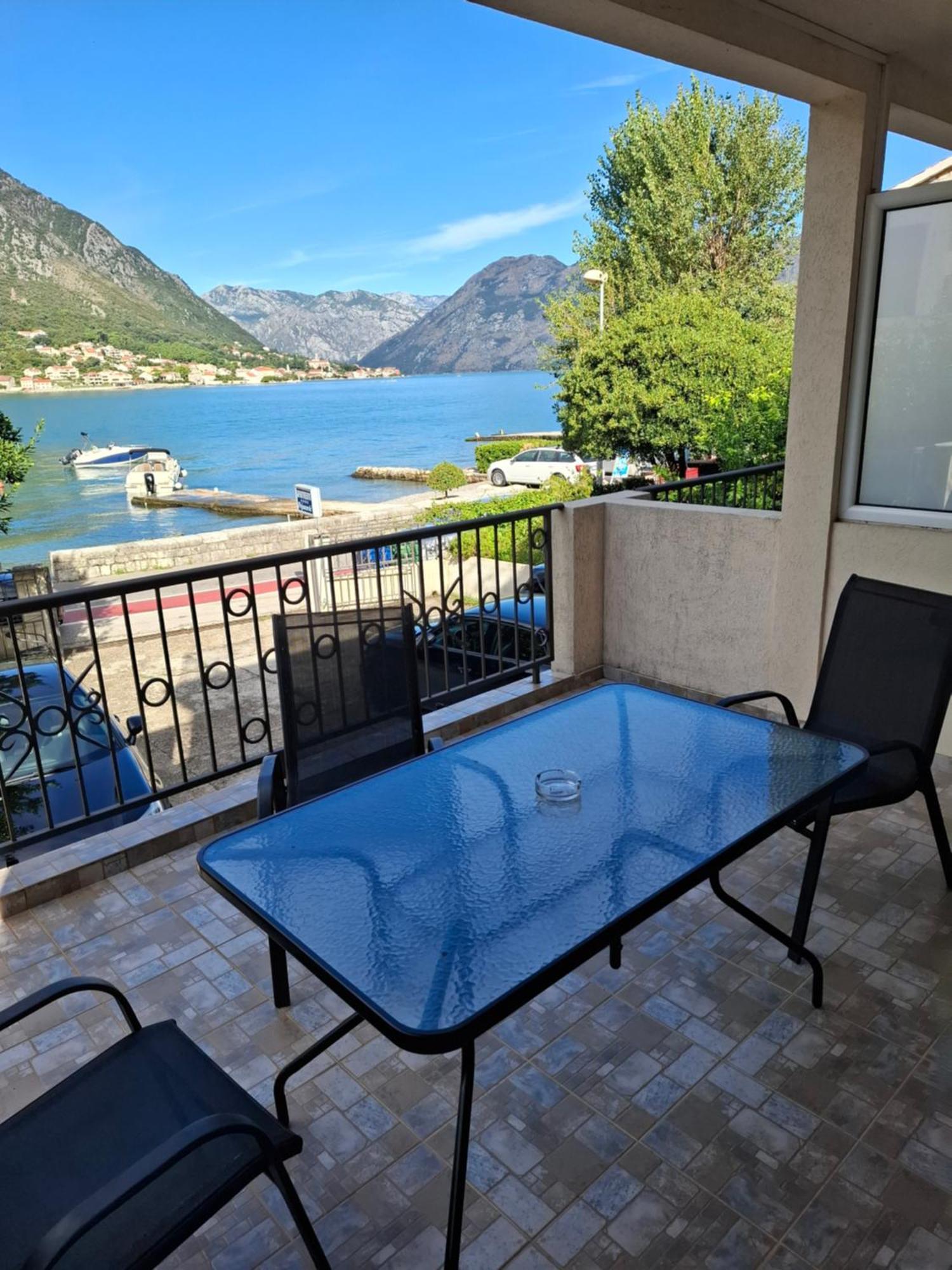 Apartments Pejanovic Kotor Exterior foto